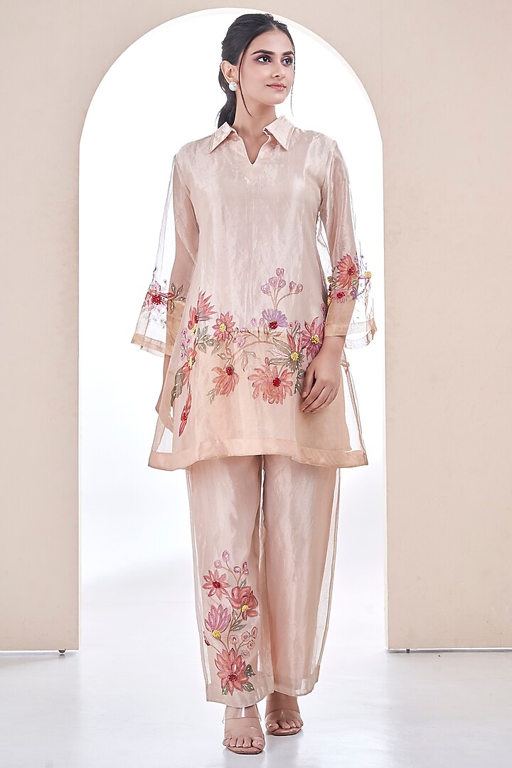 Light Gold & Silver Tissue Organza Floral Hand Painted Kurta Set by Ojasvini at Pernia's Pop Up Shop