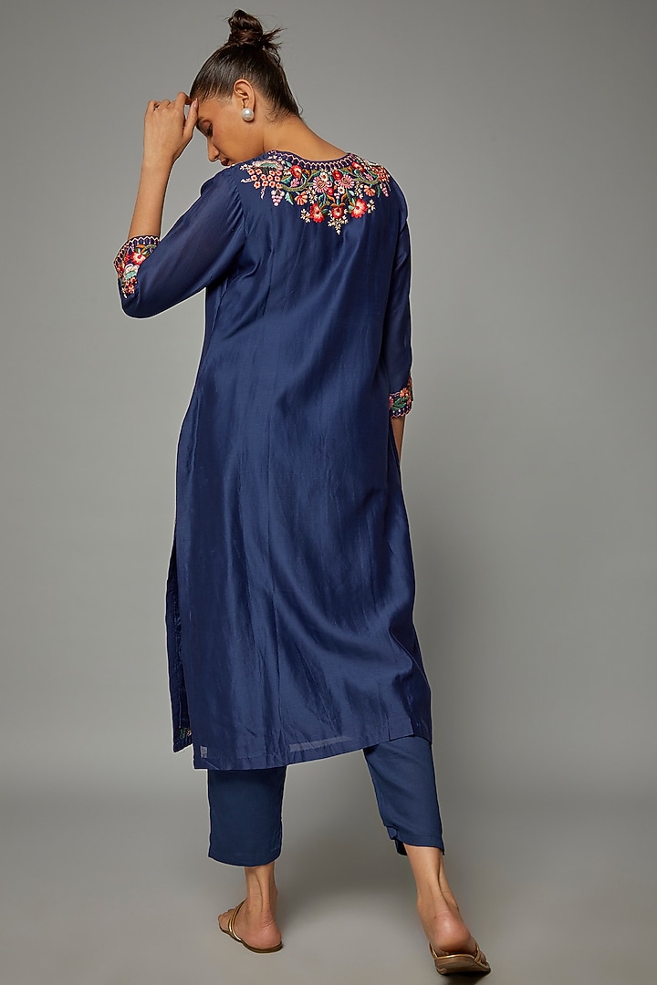 Blue Silk Chanderi Embroidered Kurta Set by Ojasvini at Pernia's Pop Up Shop