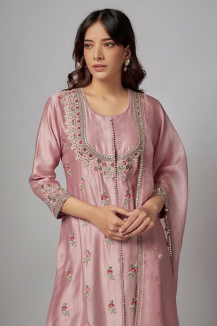 Rose Pink Silk & Chanderi Hand Embroidered Kurta Set by Ojasvini at Pernia's Pop Up Shop