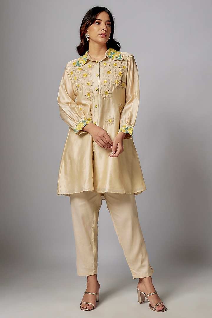Ivory Silk & Chanderi Applique Embroidered Co-Ord Set by Ojasvini