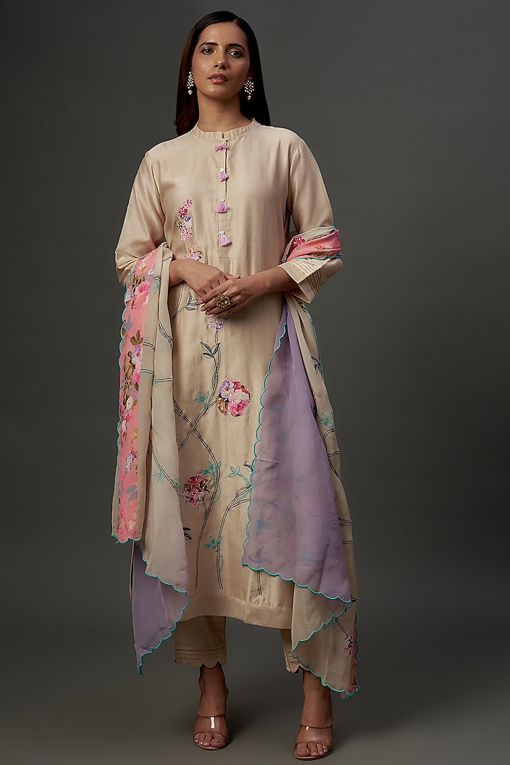 Cream Silk Chanderi & Satin Organza Embroidered Kurta Set by Ojasvini at Pernia's Pop Up Shop