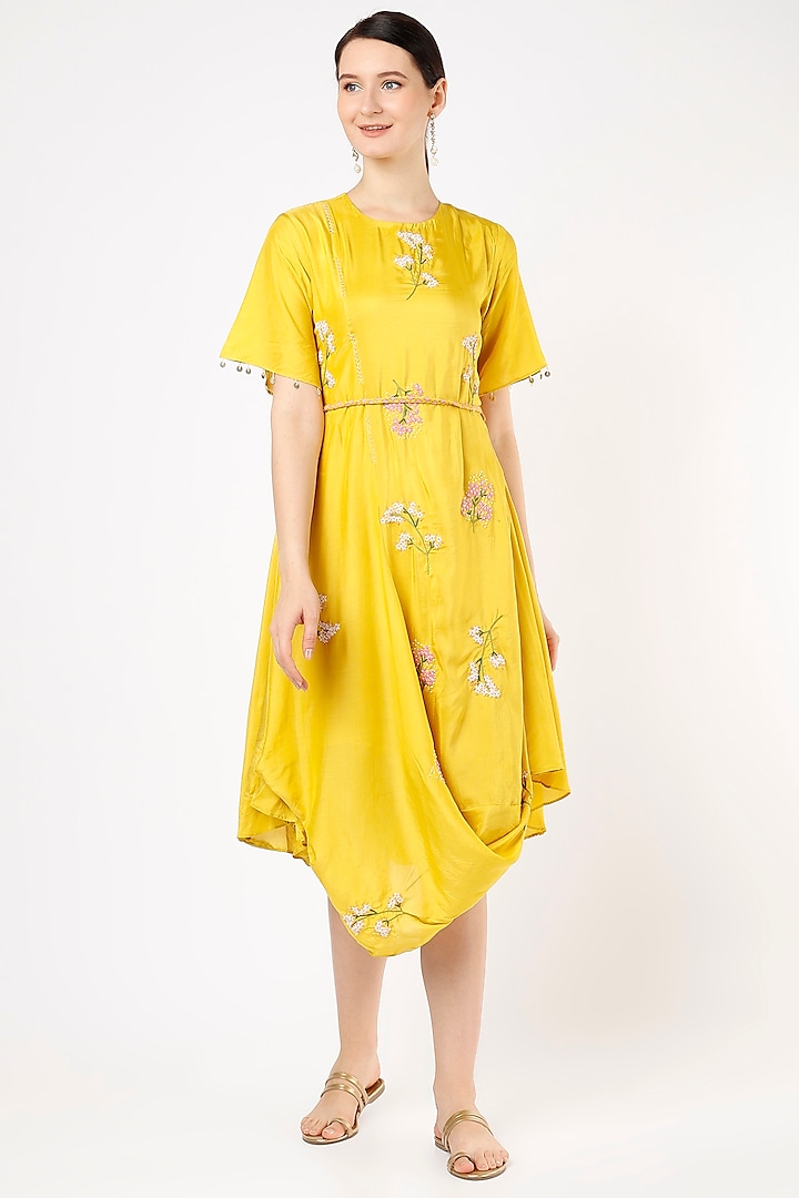 Yellow Embroidered Tunic by Ojasvini at Pernia's Pop Up Shop