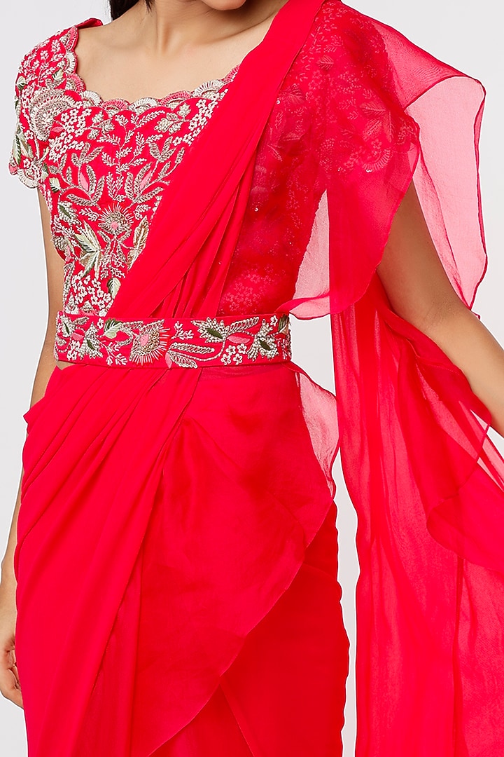 Red Organza Wedding Saree Set by Ojasvini at Pernia's Pop Up Shop