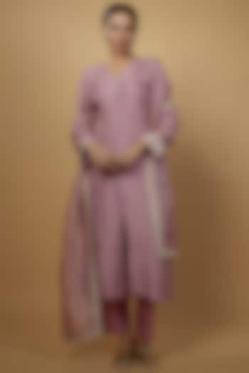 Rose Pink Dupion Kurta Set by Ojasvini at Pernia's Pop Up Shop
