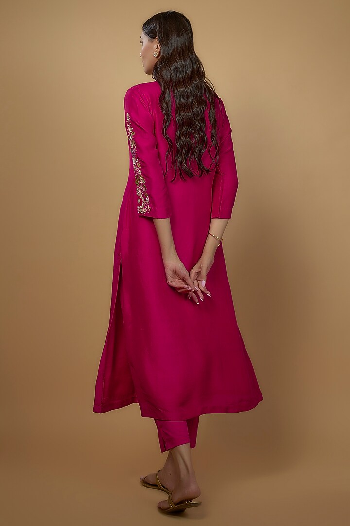 Pink Organza Chanderi Cotton Satin Embroidered Kurta Set by Ojasvini at Pernia's Pop Up Shop
