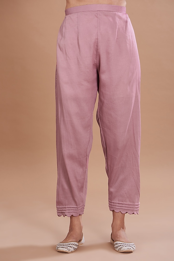 Pink Linen Chanderi & Cotton Satin Kurta Set by Ojasvini at Pernia's Pop Up Shop
