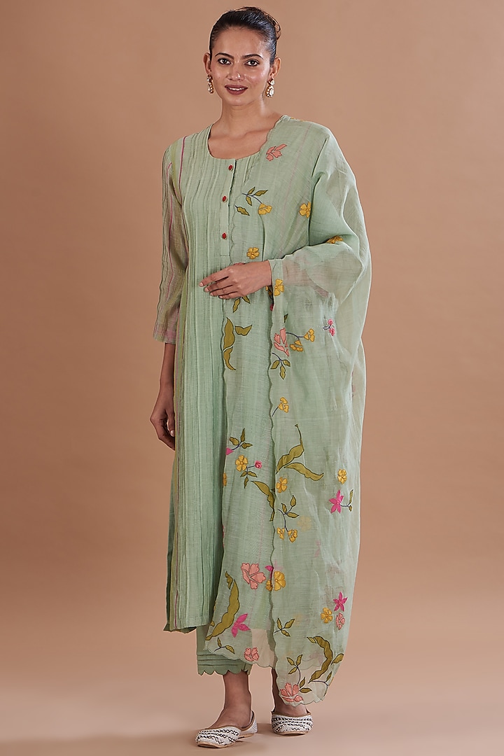 Sea Green Linen Chanderi & Cotton Satin Kurta Set by Ojasvini at Pernia's Pop Up Shop