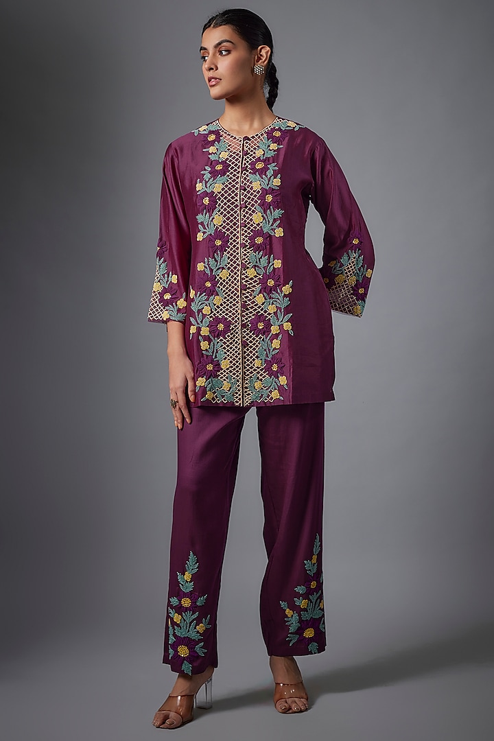 Purple Silk Chanderi Hand Embroidered Kurta Set by Ojasvini at Pernia's Pop Up Shop