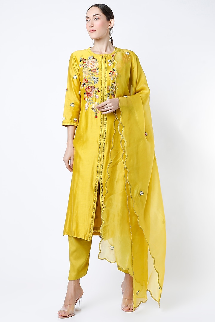 Yellow Hand Embroidered Kurta Set by Ojasvini