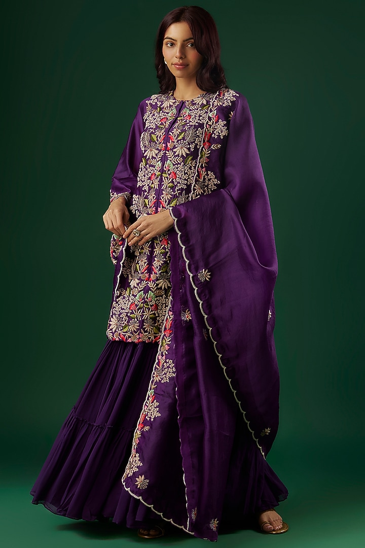 Purple Silk Chanderi Hand Embroidered Kurta Set by Ojasvini at Pernia's Pop Up Shop