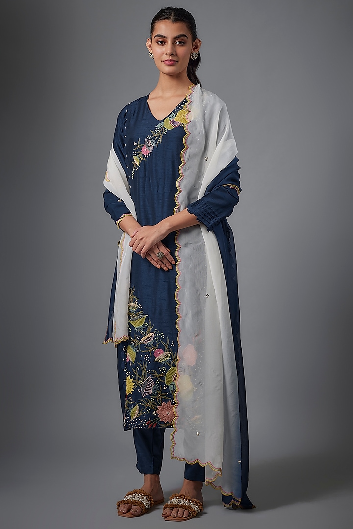 Navy Blue Silk Hand Embroidered Kurta Set by Ojasvini at Pernia's Pop Up Shop