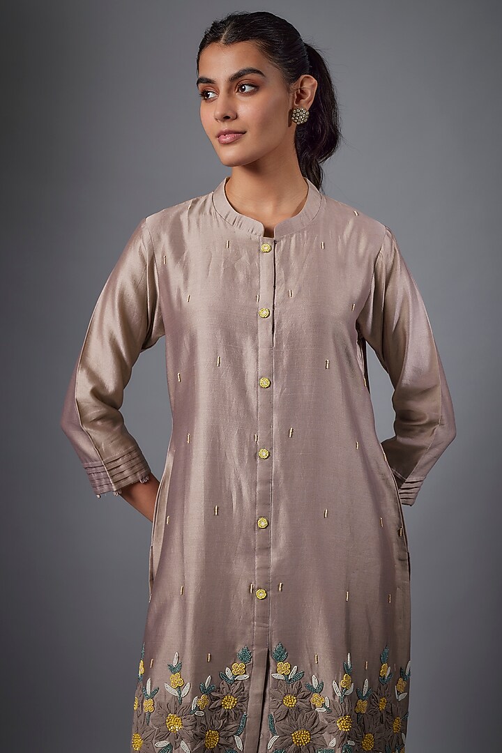 Grey Silk Chanderi & Cotton Satin Applique Embroidered Co-Ord Set by Ojasvini at Pernia's Pop Up Shop