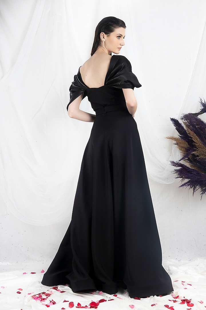 Black Crepe Gown With Belt by One Knot One By Ashna at Pernia's Pop Up Shop