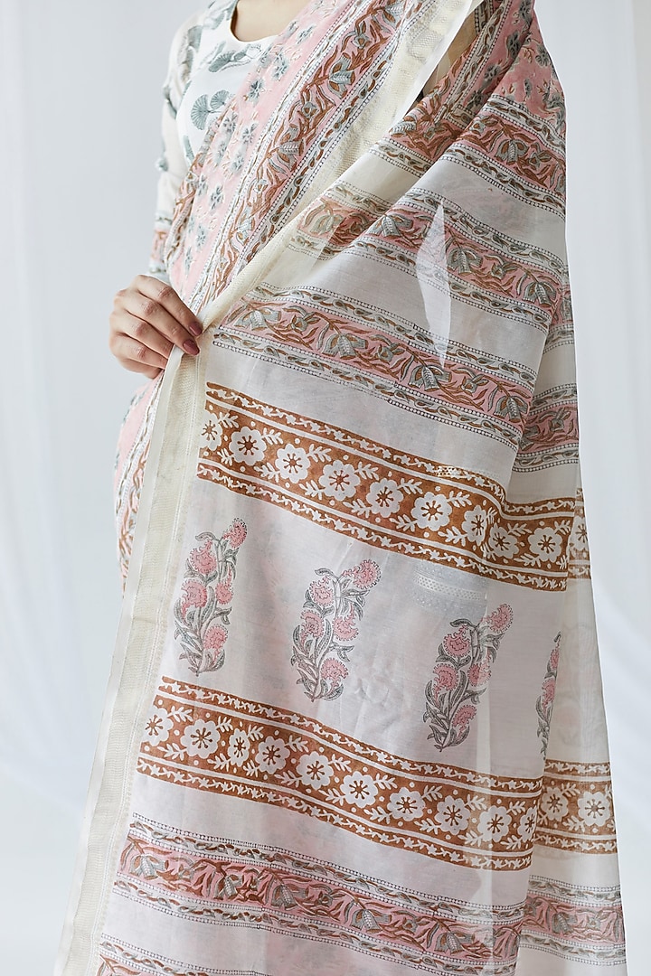 Pink Chanderi Silk Printed Festive Saree Set by Old Marigold at Pernia's Pop Up Shop