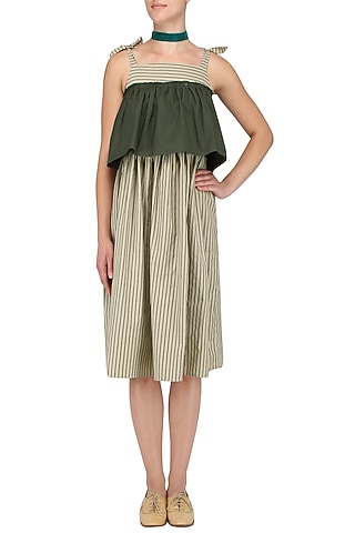 High Collar Shoulder Length Snood in Olio main image 1
