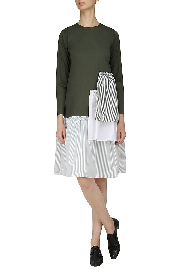 Green and white drop smock midi dress available only at Pernia's Pop Up Shop.