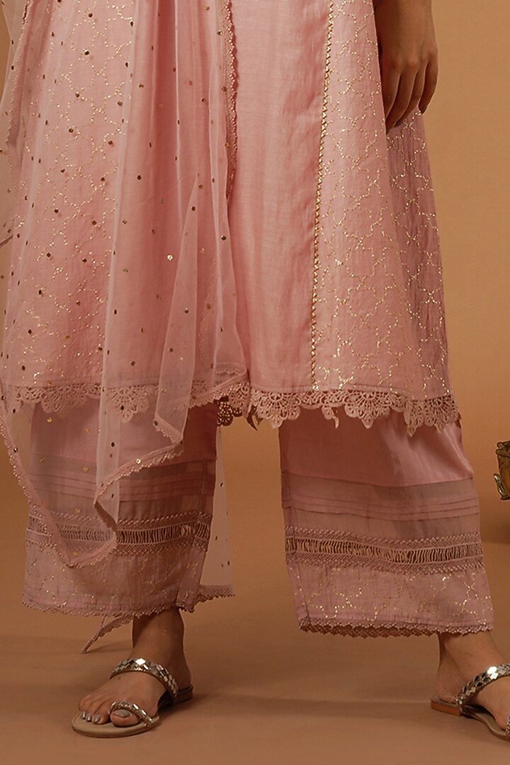 Blush Pink Silk Chanderi Embroidered Kurta Set by OMI at Pernia's Pop Up Shop
