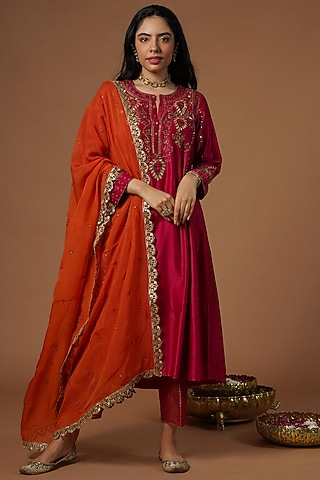 Magenta Silk Chanderi Embroidered Kurta Set by OMI