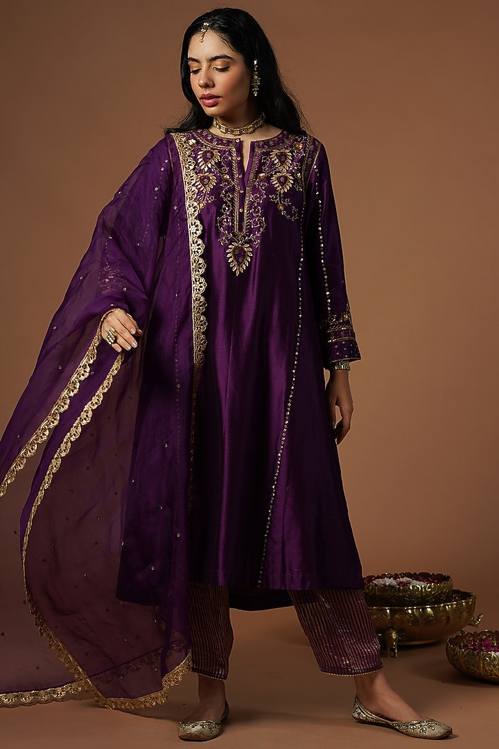 Purple Silk Chanderi Embroidered Kurta Set by OMI at Pernia's Pop Up Shop