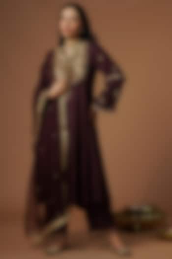Wine Silk Viscose Embroidered Kurta Set by OMI at Pernia's Pop Up Shop
