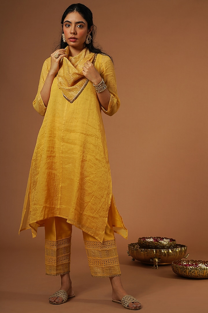Yellow Tissue Chanderi Tunic Set by OMI at Pernia's Pop Up Shop