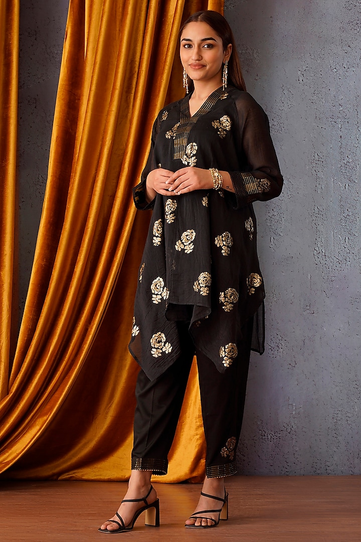 Black Chanderi Sequins Embroidered Asymmetric Tunic Set by OMI