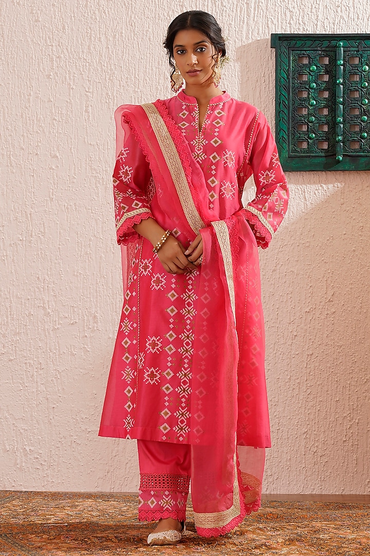 Hot Pink Chanderi Block Printed Paneled Kurta Set by OMI at Pernia's Pop Up Shop