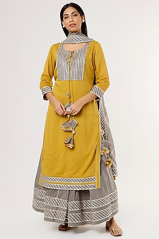 Mustard Embellished Kurta Set by Omaana Jaipure