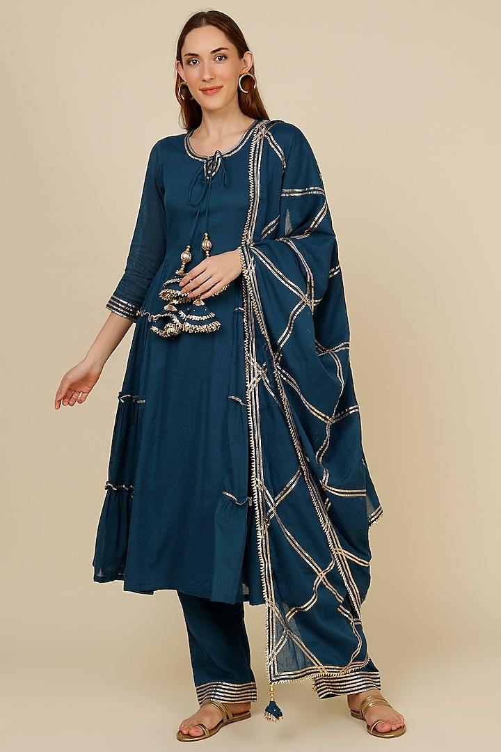 Casa Blue Mulmul Kurta Set by Omaana Jaipure at Pernia's Pop Up Shop