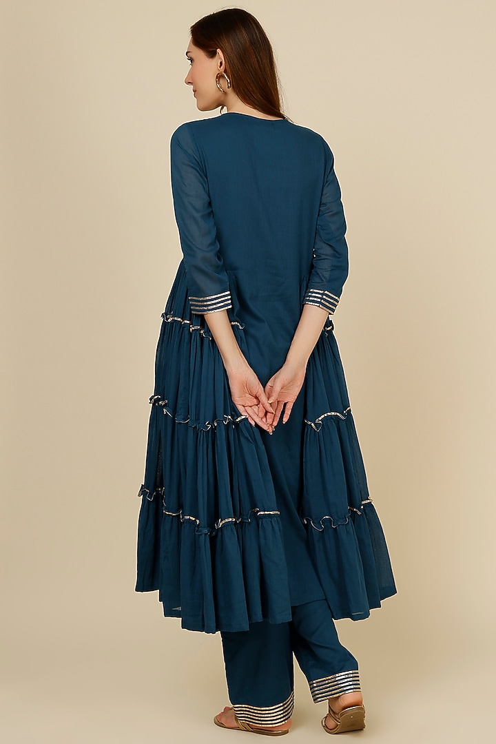 Casa Blue Mulmul Kurta Set by Omaana Jaipure at Pernia's Pop Up Shop