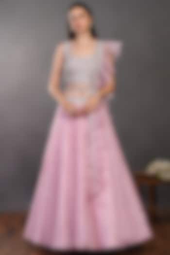 Pink Embroidered Wedding Lehenga Set by Onaya at Pernia's Pop Up Shop