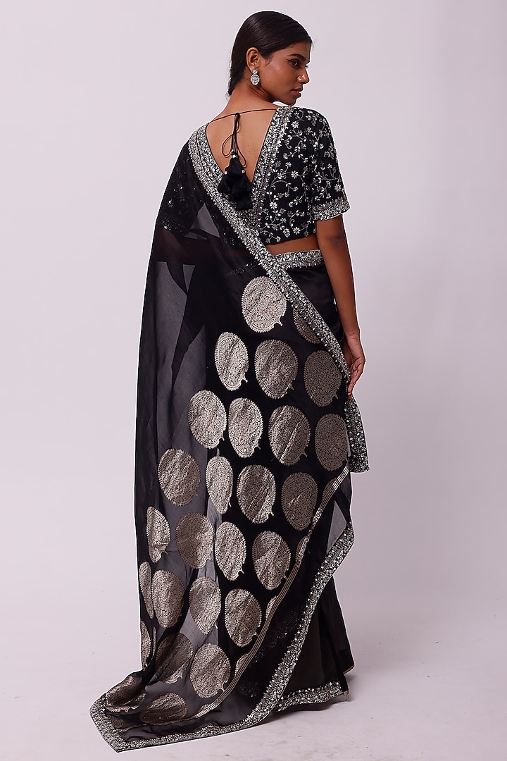 Black Handloom Embellished Party Wear Saree Set by Onaya at Pernia's Pop Up Shop