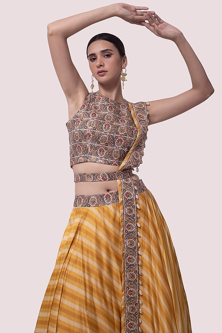 Mustard Printed Lehenga Set by Onaya at Pernia's Pop Up Shop