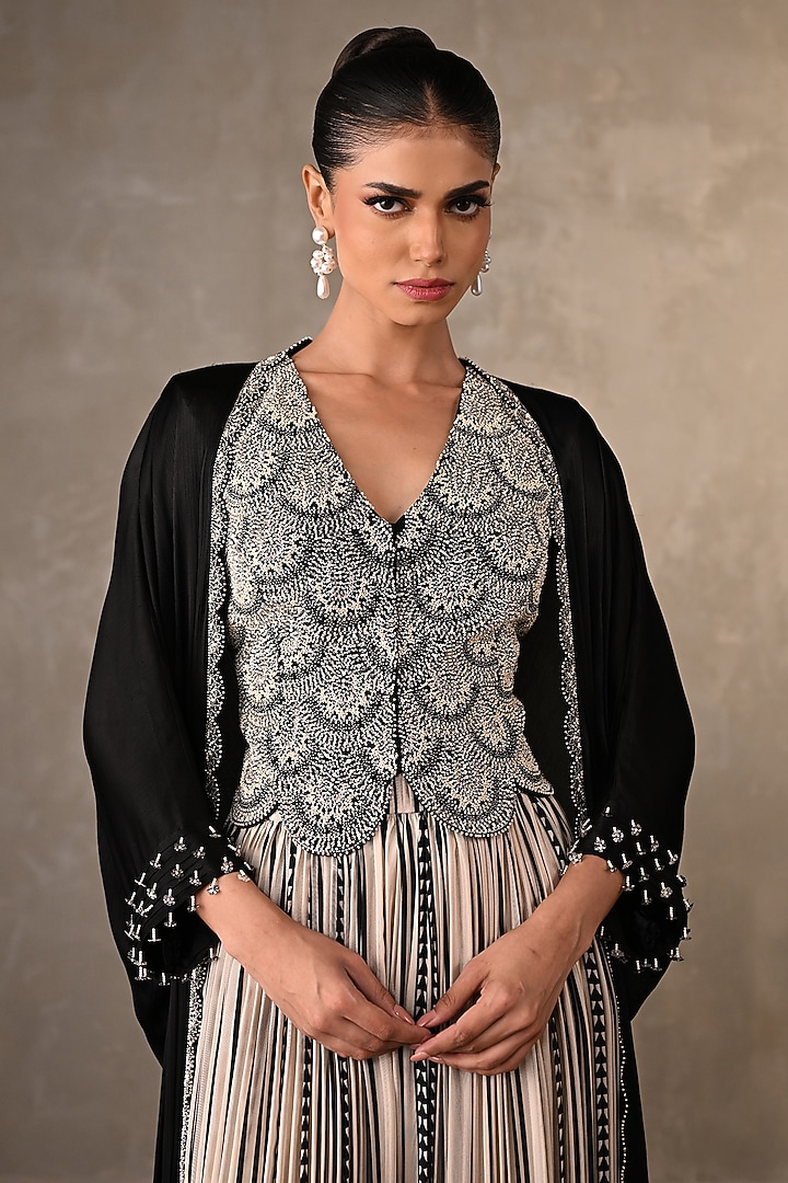 Black Crepe Embroidered Cape Set by Onaya at Pernia's Pop Up Shop