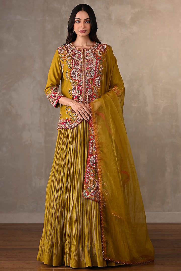 Mustard Organza Crush Pleated Wedding Lehenga Set by Onaya at Pernia's Pop Up Shop