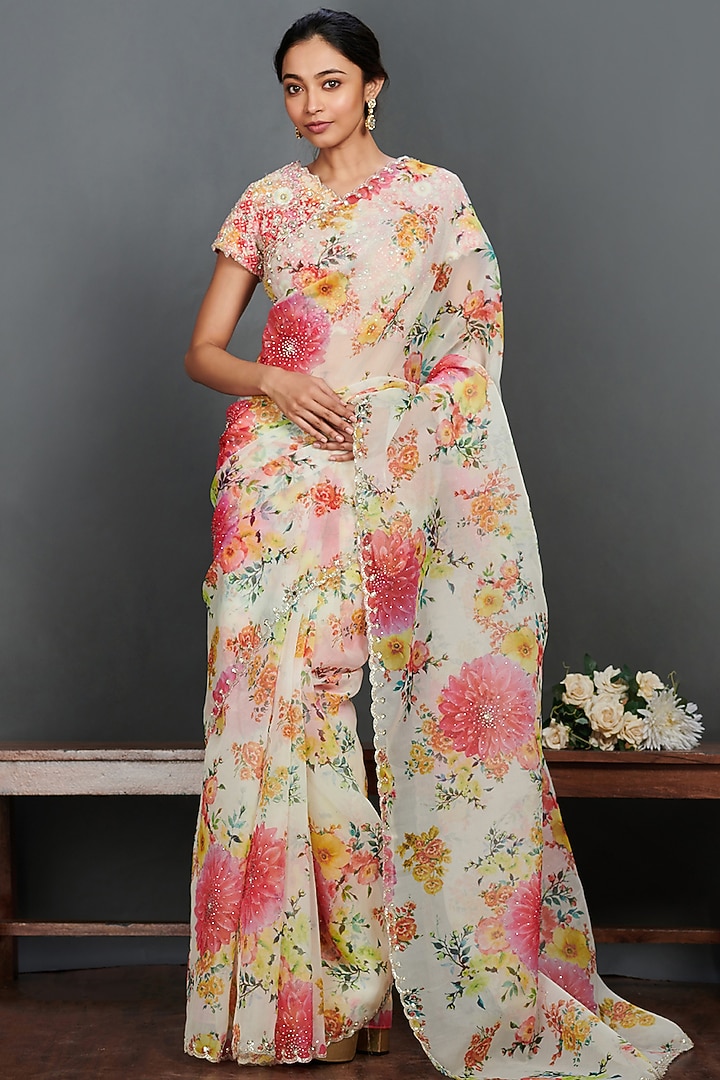 Off-White Embroidered Festive Saree Set by Onaya at Pernia's Pop Up Shop