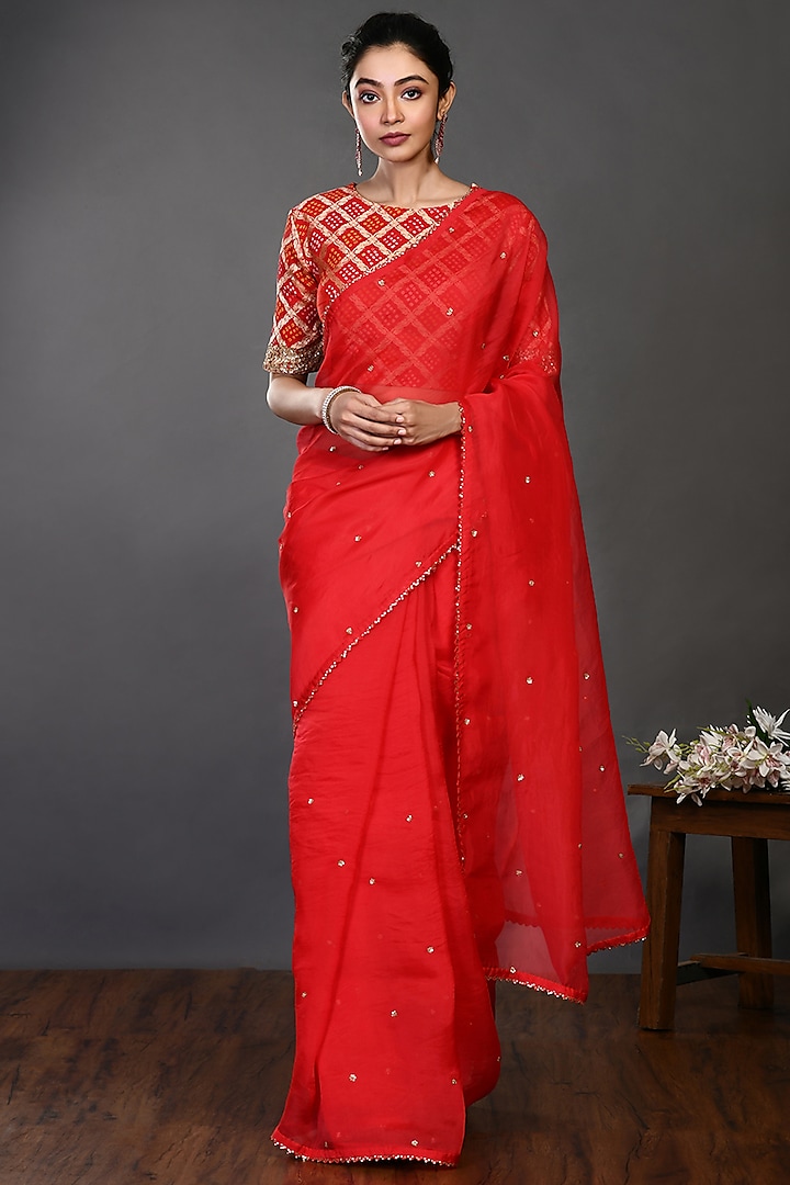 Red Embroidered Saree Set by Onaya