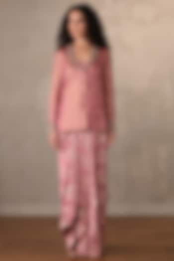 Light Magenta Banarasi Draped Skirt Set by Onaya at Pernia's Pop Up Shop