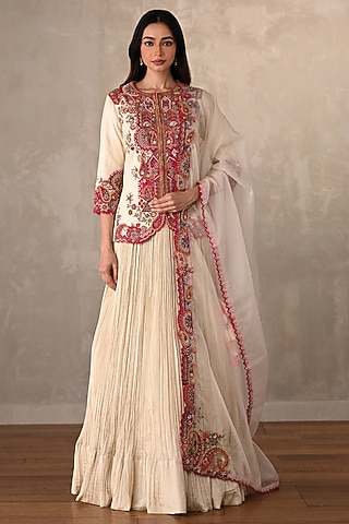Off-White Organza Crushed Jacket Lehenga Set by Onaya