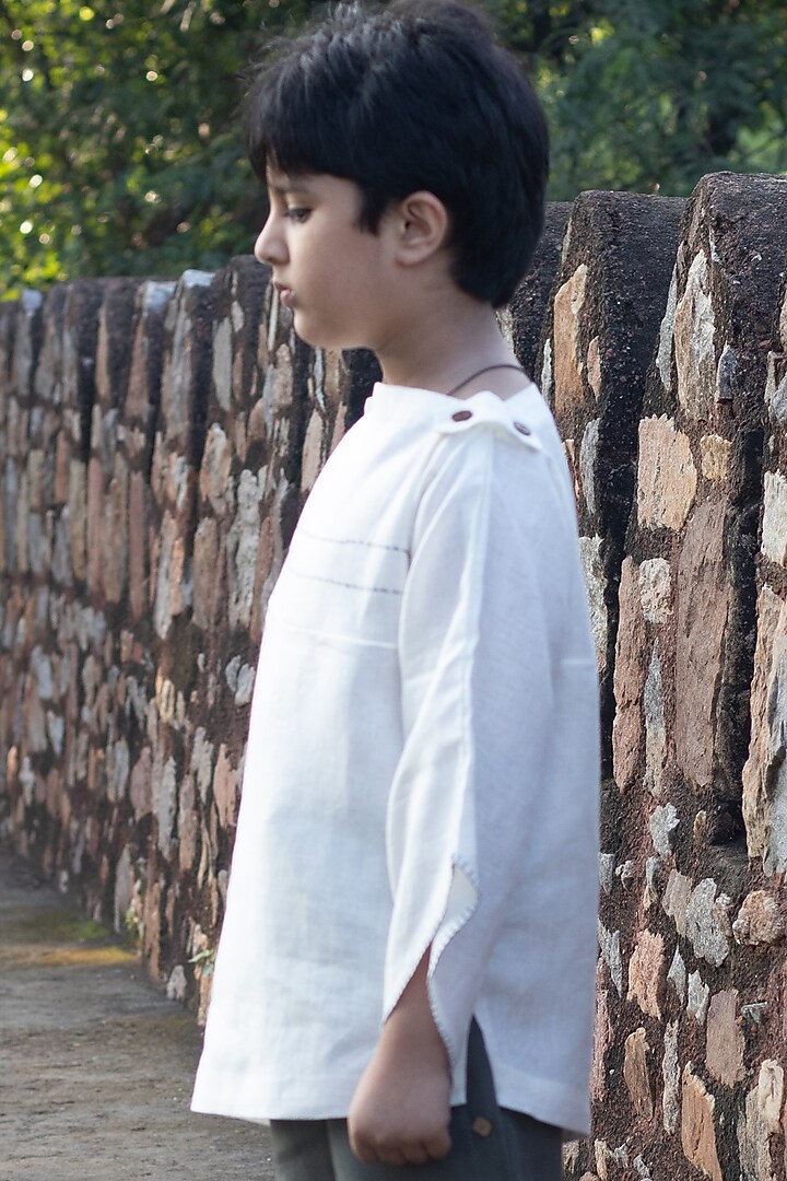 White Linen Top For Boys by Onari kids at Pernia's Pop Up Shop