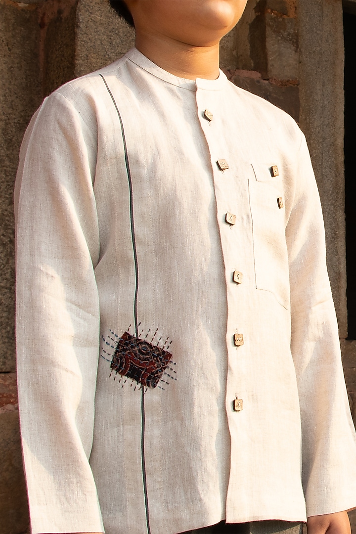 Ivory Embroidered Linen Top For Boys by Onari kids at Pernia's Pop Up Shop