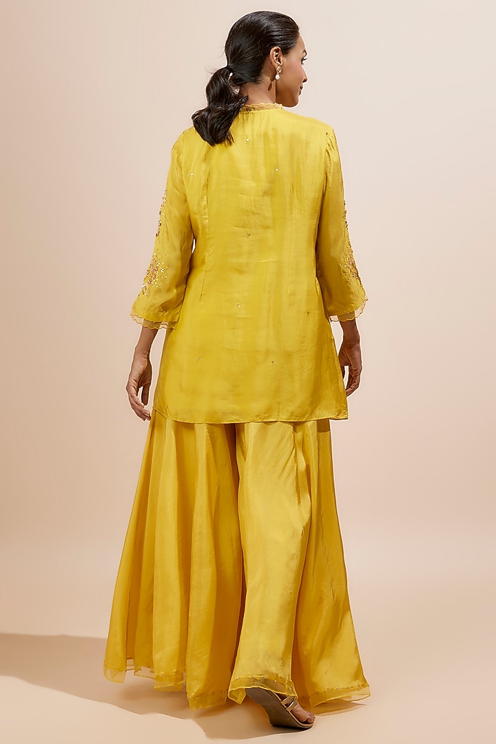 Yellow Viscose Silk Crushed Gharara Set by One not two at Pernia's Pop Up Shop