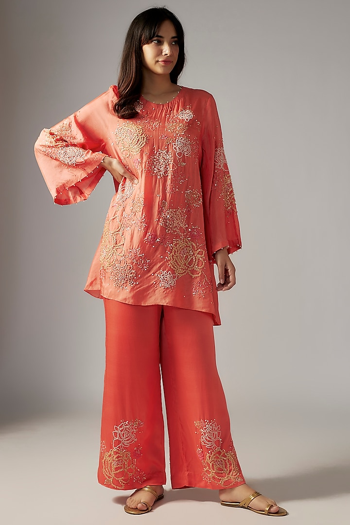 Coral Viscose Silk Floral Embroidered Kurta Set by One not two
