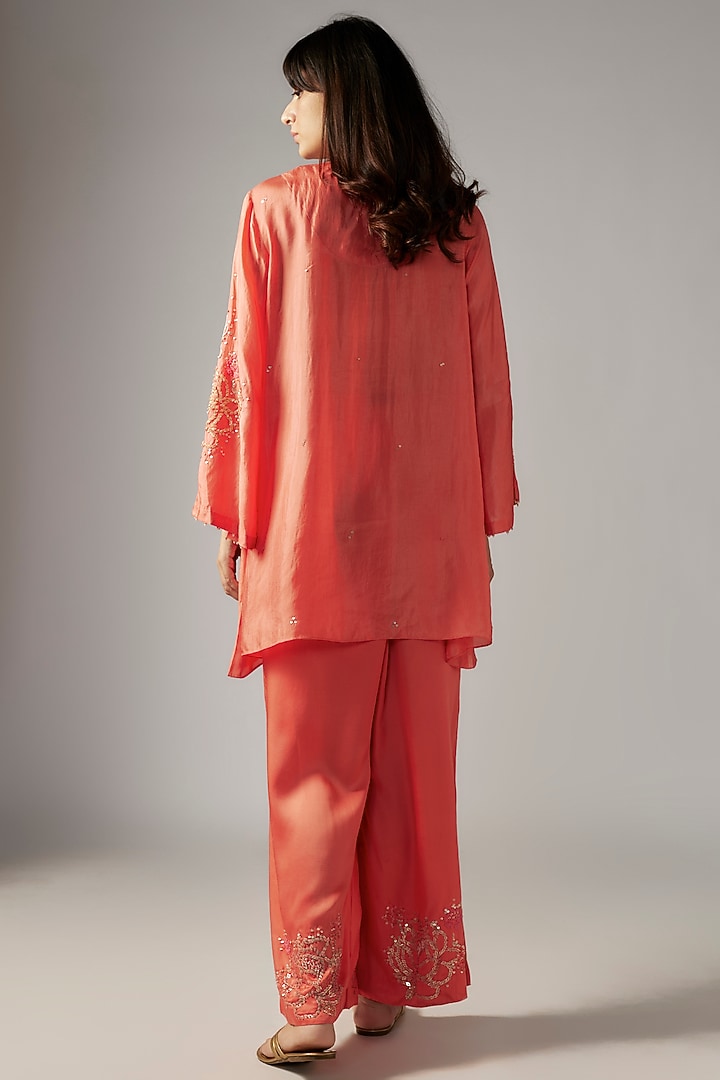 Coral Viscose Silk Floral Embroidered Kurta Set by One not two at Pernia's Pop Up Shop