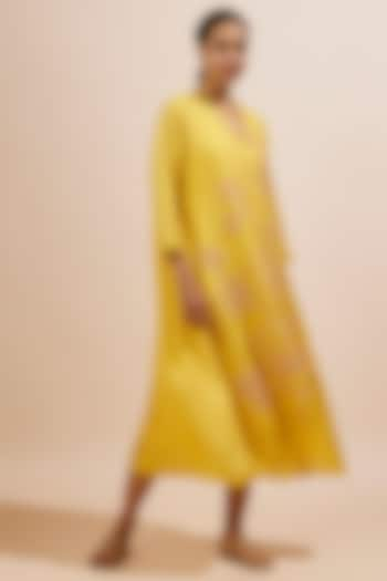 Yellow Viscose Silk Sequins Embroidered Kurta by One not two at Pernia's Pop Up Shop