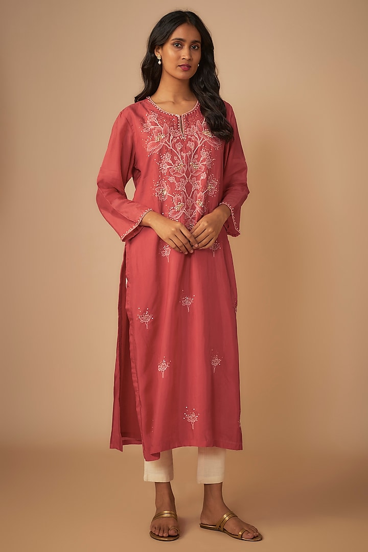 Pink Silk Sequins Embroidered Kurta by One not two at Pernia's Pop Up Shop