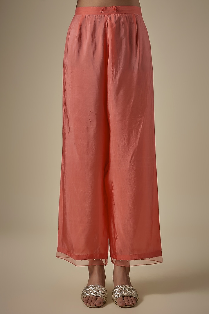 Rose Viscose Silk Floral Thread Embroidered Kurta Set by One not two at Pernia's Pop Up Shop