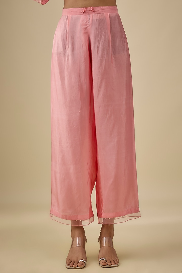 Peach Viscose Silk Floral Thread Embroidered Kurta Set by One not two at Pernia's Pop Up Shop