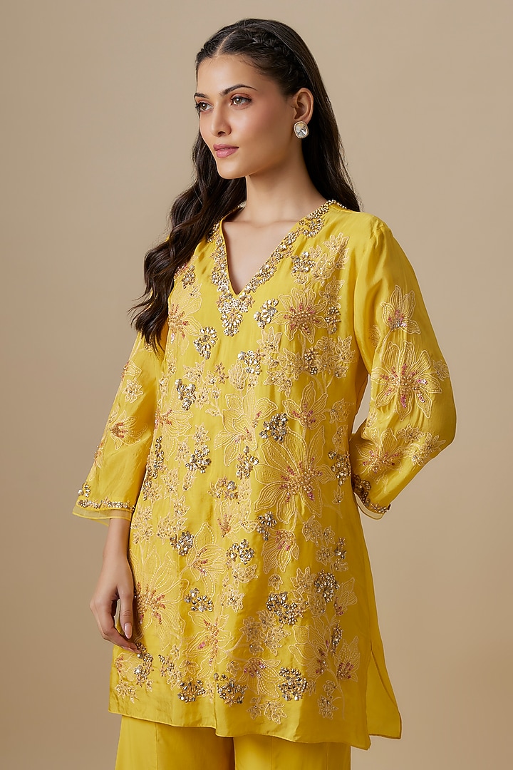 Mango-Colored Silk & Organza Thread Embroidered Kurta Set by One not two at Pernia's Pop Up Shop
