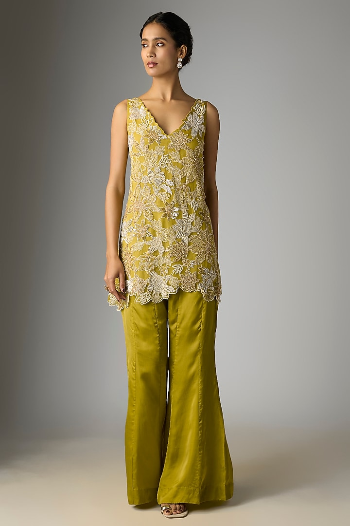 Henna Green Silk Organza Sequin Embroidered Kurta Set by One not two at Pernia's Pop Up Shop